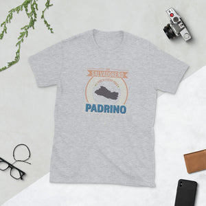Camiseta del Dia del Padre Soy Salvadoreño y por si fuera poco Padrino Regalo para Papas T-Shirt